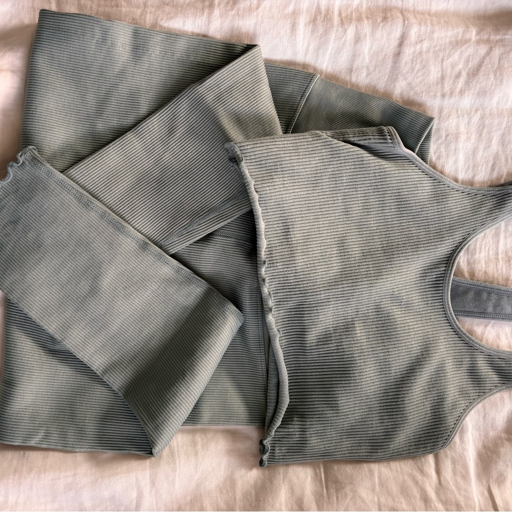 Spiritual Gangster Mint/ Light Blue Ribbed Set